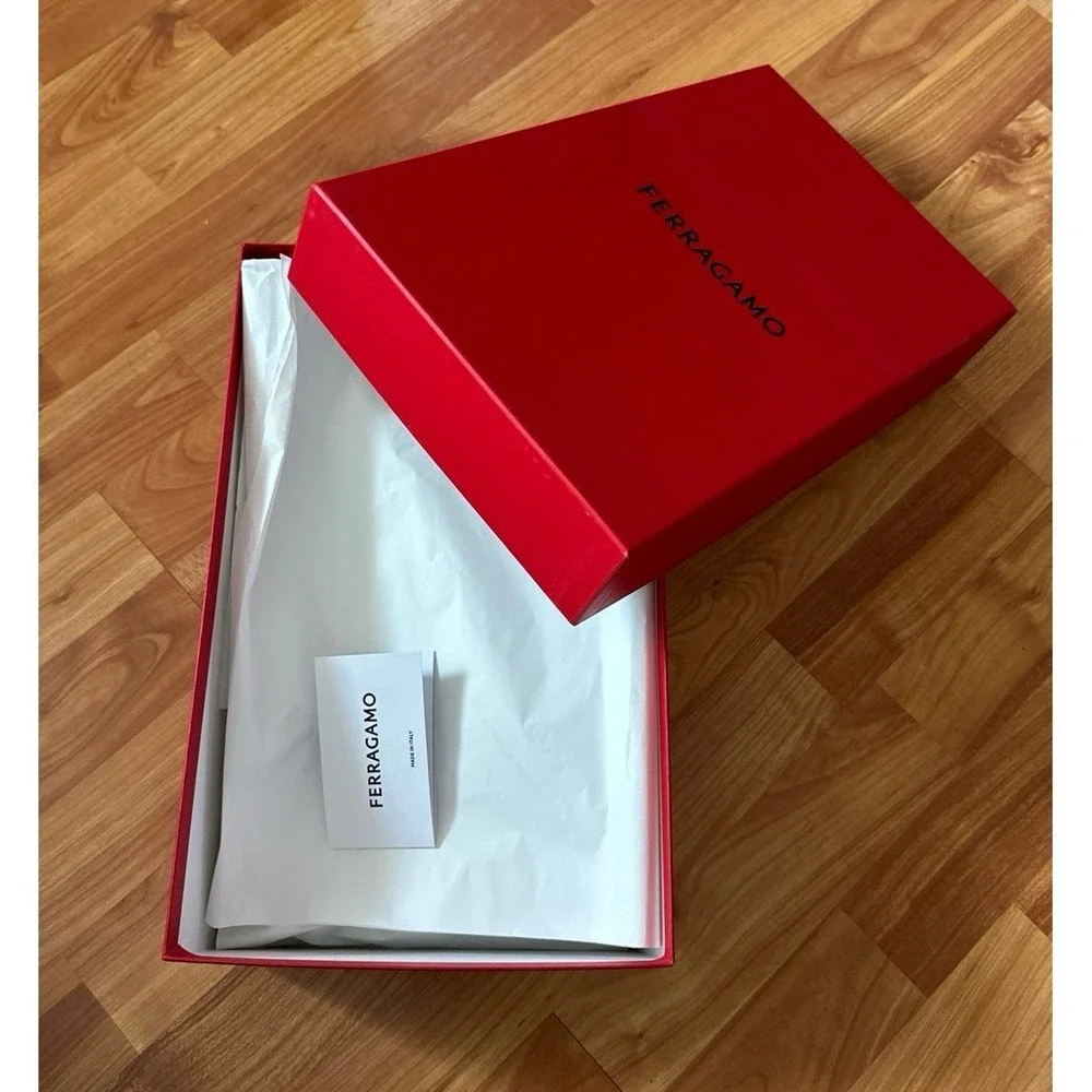 Ferragamo empty shoe box